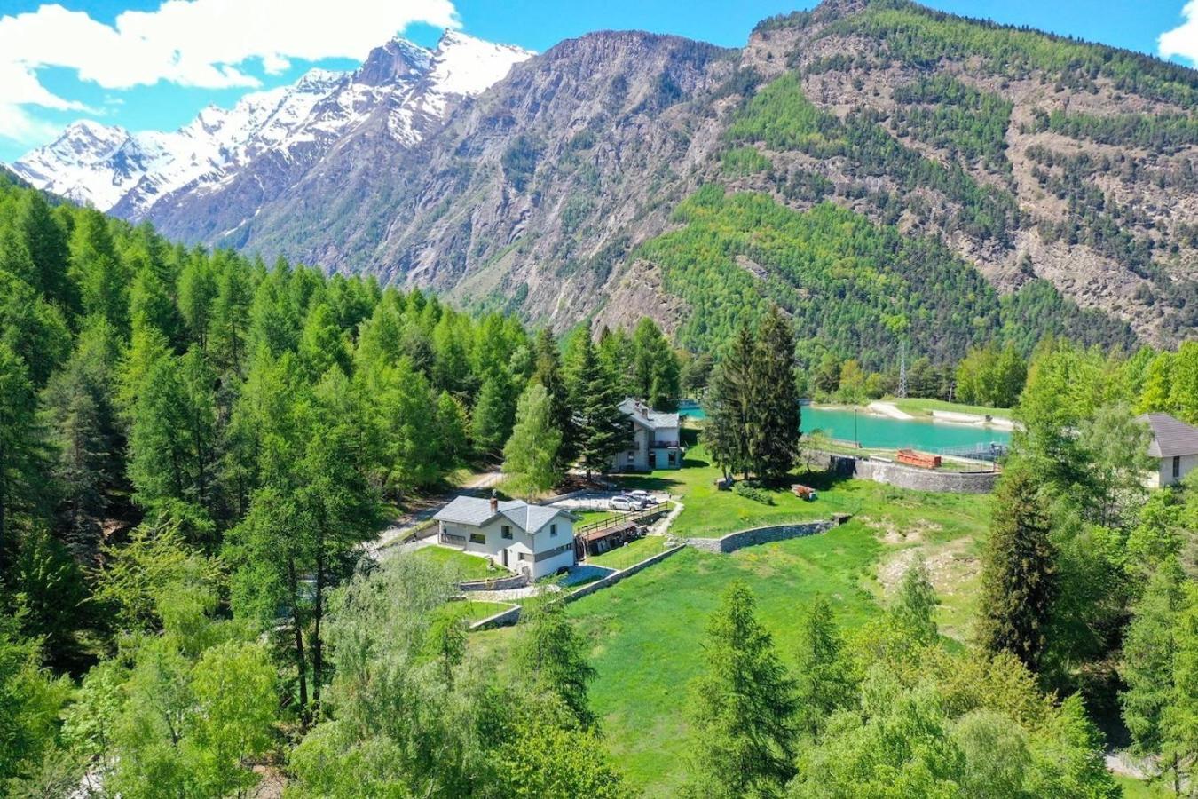 Hotel La Stazione Dell'Acqua Introd Exteriér fotografie